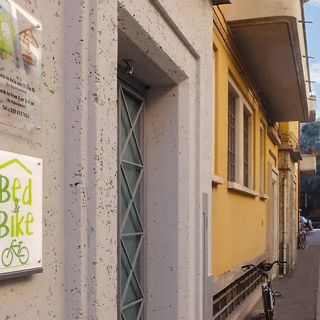 Alojamento de Acomodação e Pequeno-almoço Bed & Bike Ferrara