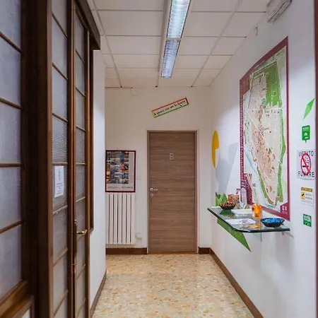 Bed & Bike לינה וארוחת בוקר 4*