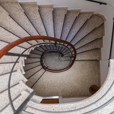 Bed & Bike לינה וארוחת בוקר 4*